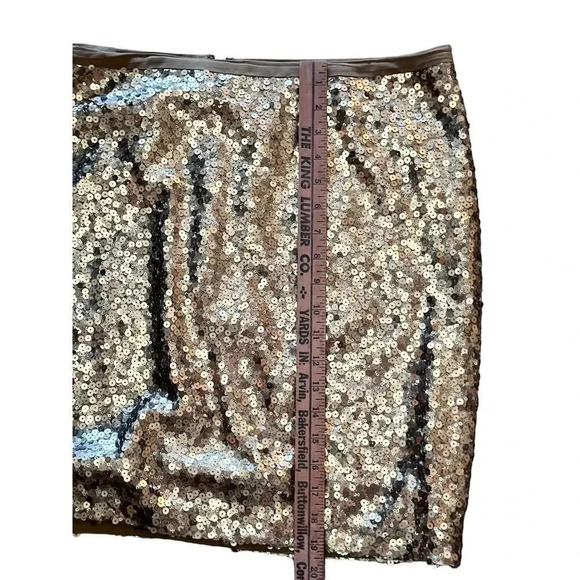 Cache Women's Gold Sequin Mini Skirt Size 12 - Picture 7 of 8